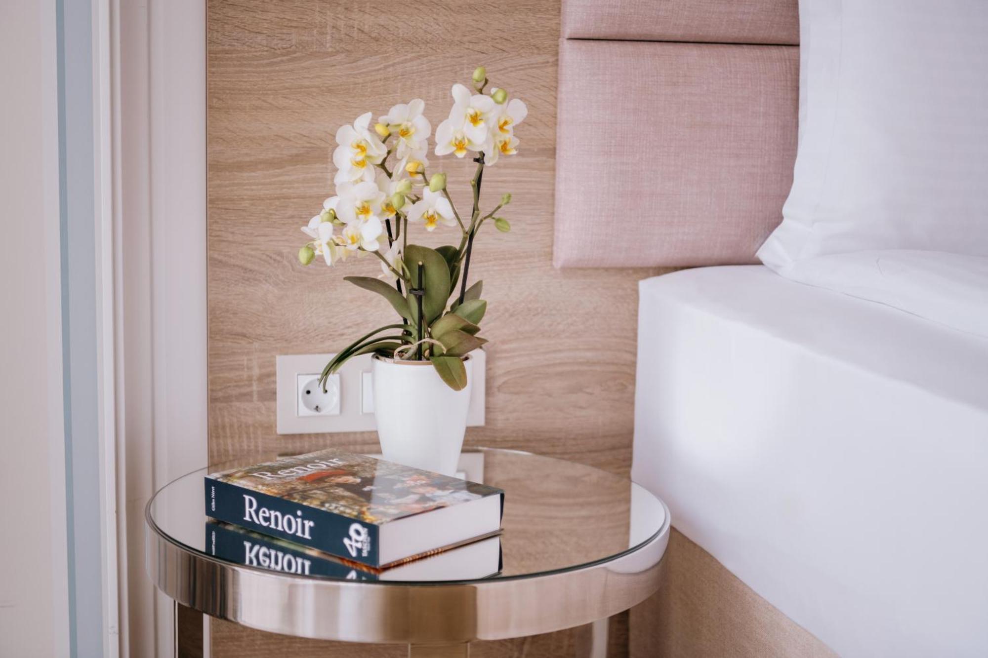 Impresamente Art Hotel 소피아 외부 사진